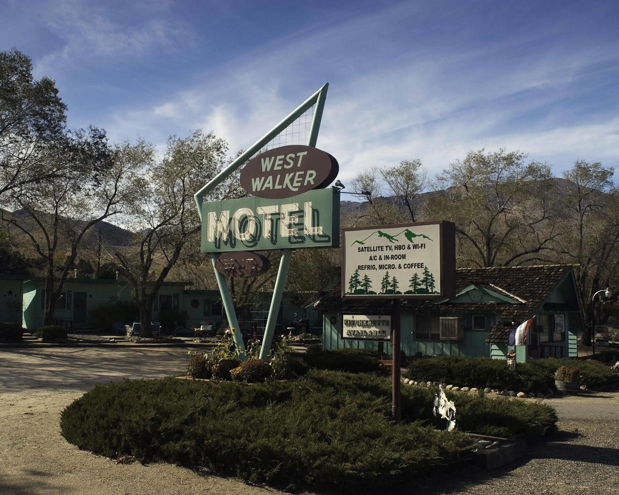 The Historic West Walker Motel Buitenkant foto